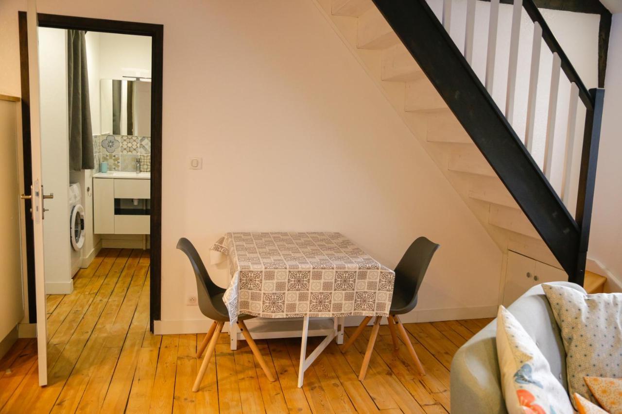 Duplex Centre Ville Сен-Фльор Екстериор снимка