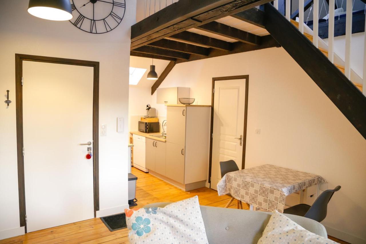 Duplex Centre Ville Сен-Фльор Екстериор снимка