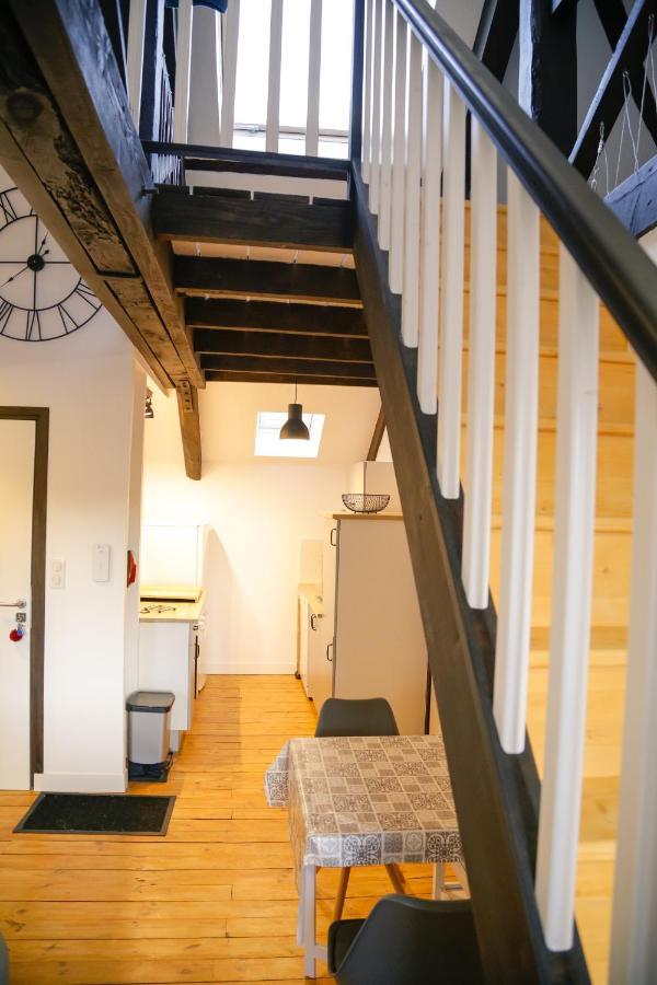 Duplex Centre Ville Сен-Фльор Екстериор снимка