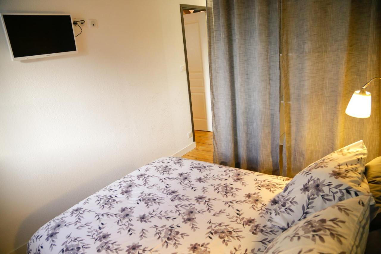 Duplex Centre Ville Сен-Фльор Екстериор снимка